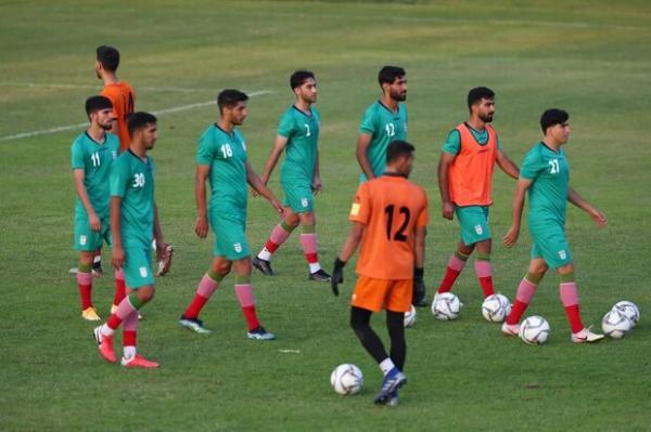 تیم فوتبال امید با پرواز اختصاصی راهی دوشنبه می گردد
