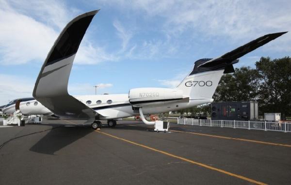 تصاویر هواپیمای شخصی 2.7 تریلیون تومانی ایلان ماسک ، حاشیه های جدیدترین جت لوکس مالک توییتر