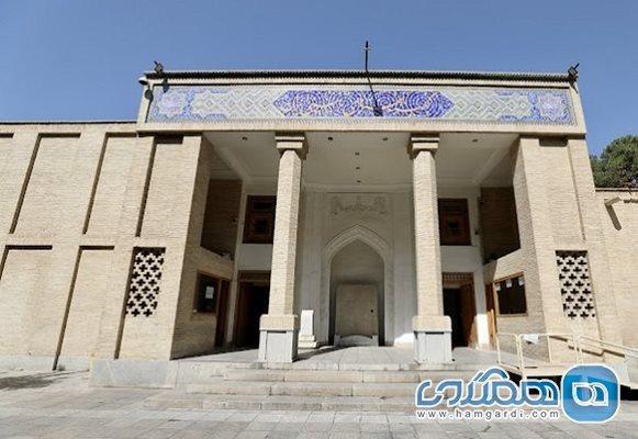 رکیب خانه اصفهان میزبان آثار فاخر شیشه ای دوره قاجار است